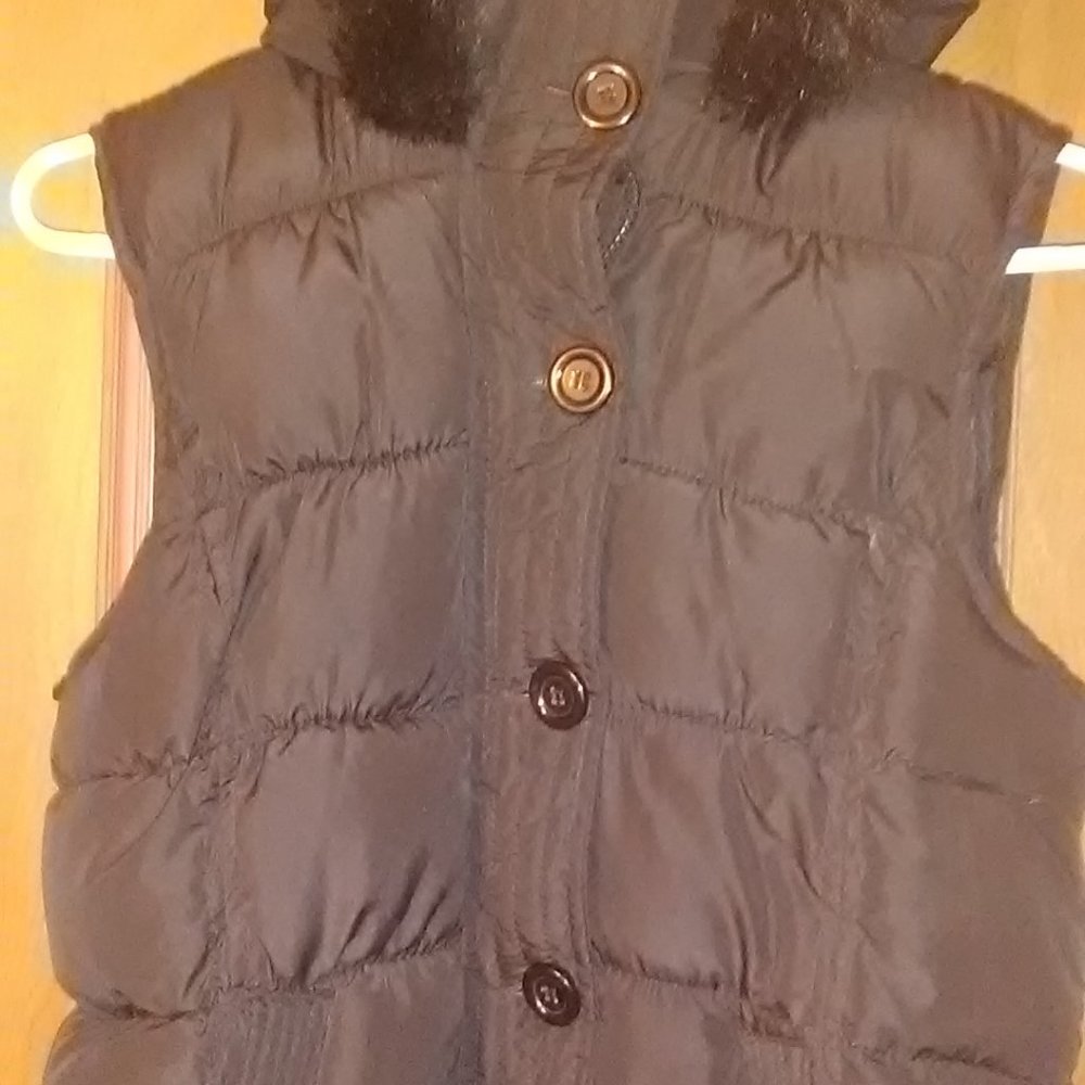 Womans hooded vest